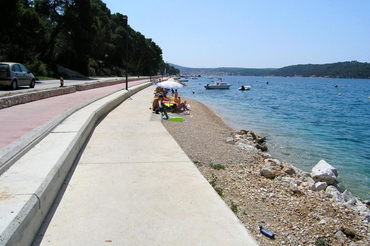 Double Room Mali Losinj 7953B Extérieur photo