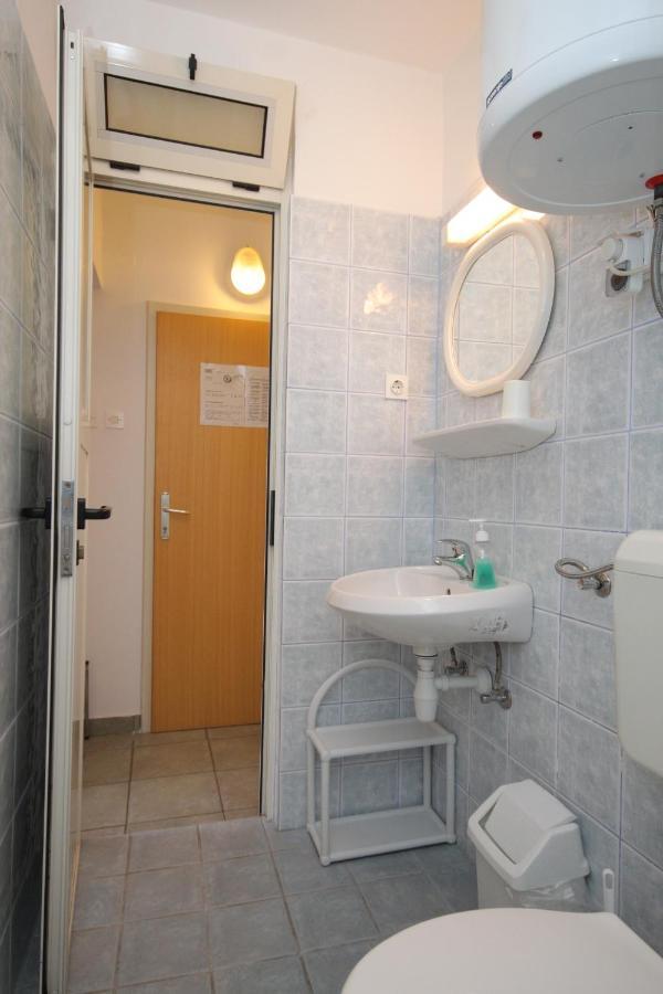 Double Room Mali Losinj 7953B Extérieur photo